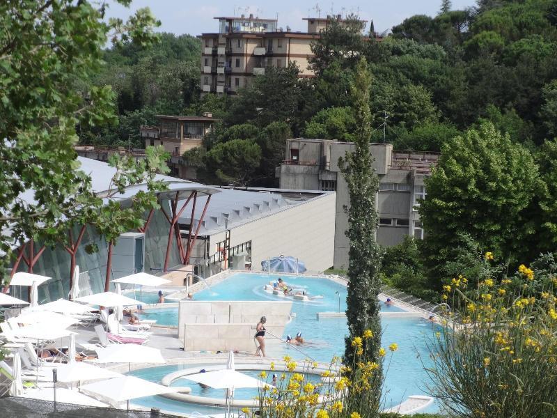 Hotel Saturno Chianciano Terme Buitenkant foto