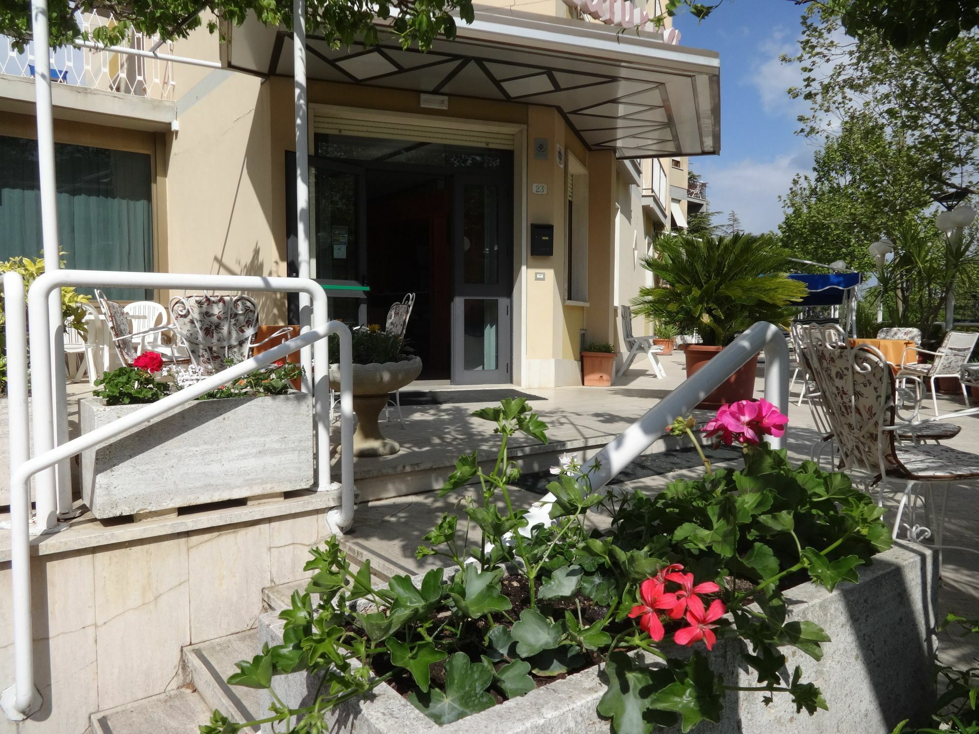 Hotel Saturno Chianciano Terme Buitenkant foto